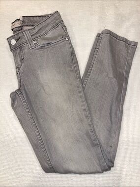 Levi's Women's Light Gray Skinny Jeans